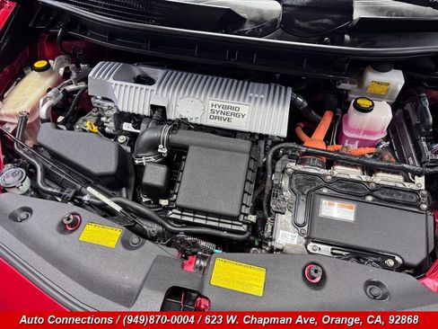 Used 2014 Toyota Prius V Five FWD image 23