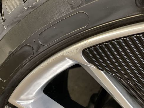 Used 2024 Cadillac Lyriq Luxury w/ LPO, Floor Liner Package image 30