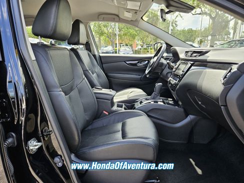 Used 2022 Nissan Rogue Sport SL AWD/4WD image 12