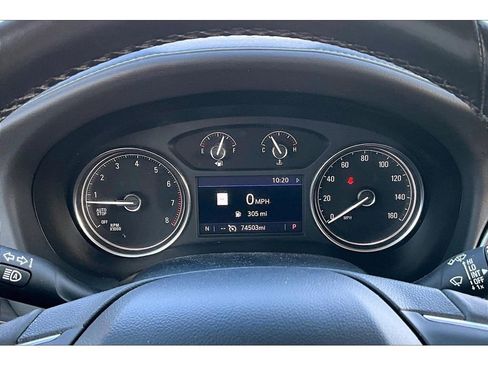 Used 2020 Buick Enclave Premium w/ Sun and Sites Package image 13