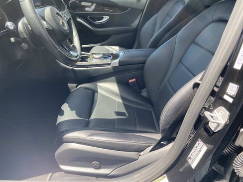 Used 2018 Mercedes-Benz C 300 Sedan image 18