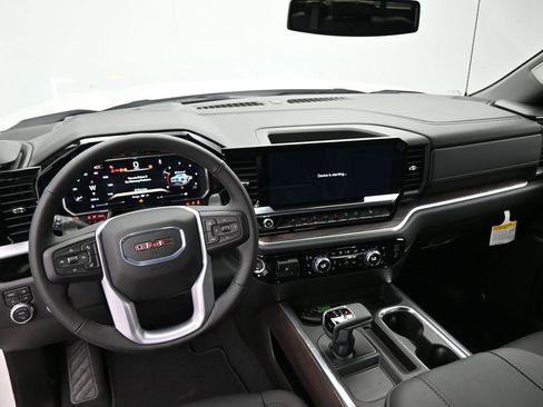 New 2026 GMC Sierra 1500 SLT w/ SLT Convenience Package image 12