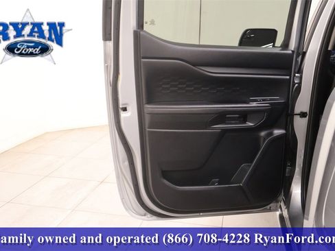 Used 2024 Ford Ranger XL image 9