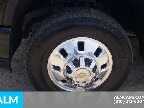 Used 2024 Chevrolet Silverado 3500 High Country w/ High Country Premium Package image 12