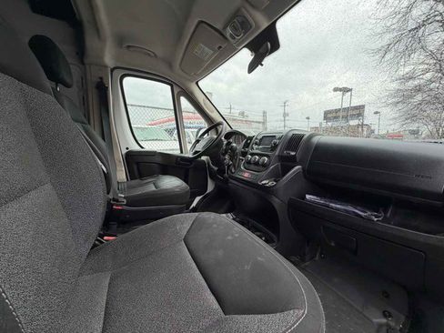 Used 2021 RAM ProMaster 2500 image 18