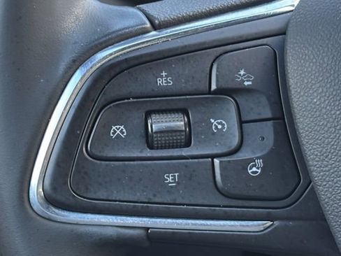 Used 2025 Buick Envista Avenir FWD image 12
