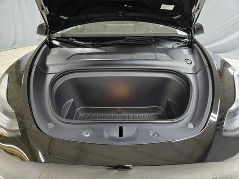 Used 2023 Tesla Model Y Long Range AWD/4WD image 15