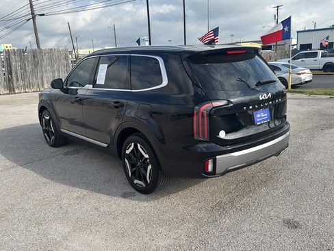 Used 2025 Kia Telluride EX image 5