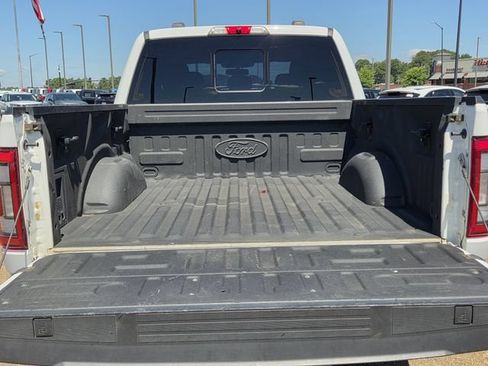 Used 2021 Ford F150 Lariat w/ Trailer Tow Package AWD/4WD image 24