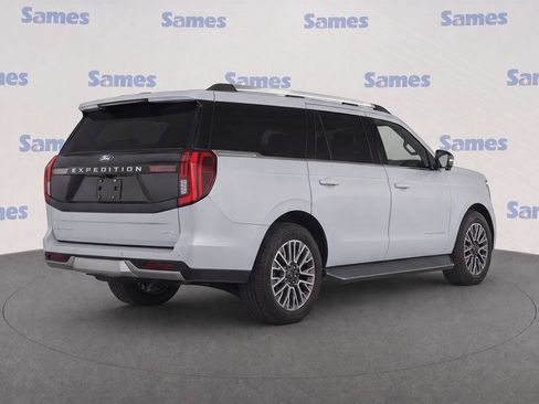 Used 2026 Ford Expedition Max Platinum AWD/4WD image 3