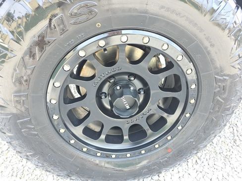 Certified 2021 Toyota Tacoma TRD Off-Road image 11