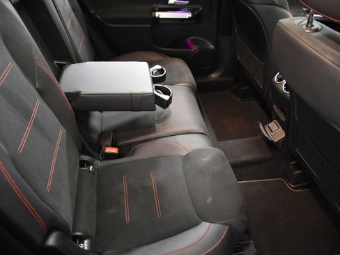 Used 2023 Mercedes-Benz GLB 250 image 38