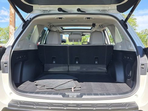 Certified 2023 Subaru Forester Limited AWD/4WD image 13