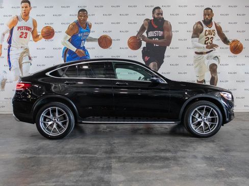 Used 2020 Mercedes-Benz GLC 300 4MATIC Coupe image 18