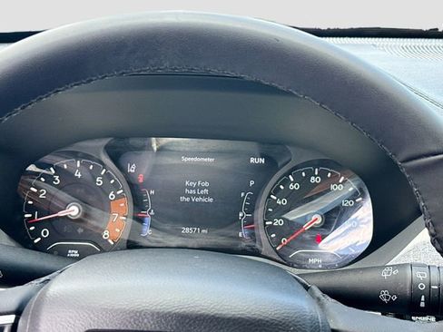 Used 2023 Jeep Compass Latitude w/ Convenience Group AWD/4WD image 12