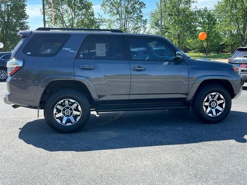 Used 2021 Toyota 4Runner TRD Off-Road Premium AWD/4WD image 9