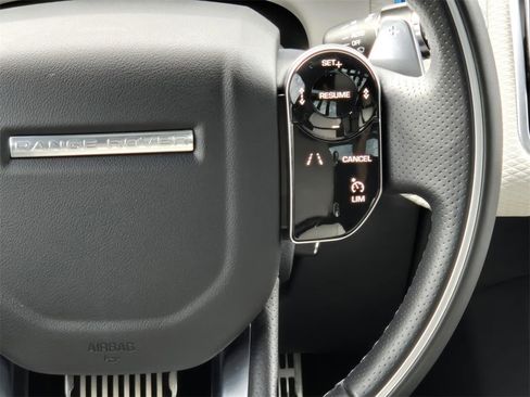 Used 2020 Land Rover Range Rover Velar R-Dynamic S image 16