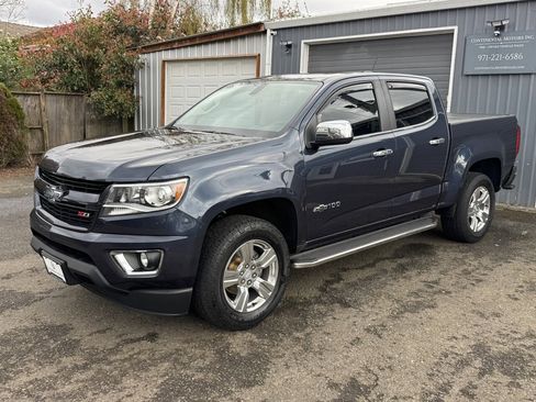 Used 2018 Chevrolet Colorado Z71 w/ Centennial Edition image 3
