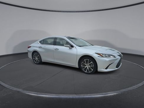 Used 2025 Lexus ES 350 w/ Premium Package FWD image 2