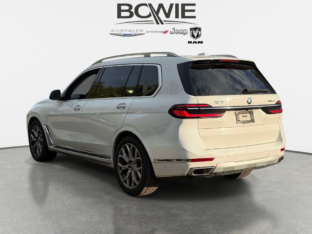 Used 2025 BMW X7 xDrive40i AWD/4WD image 4