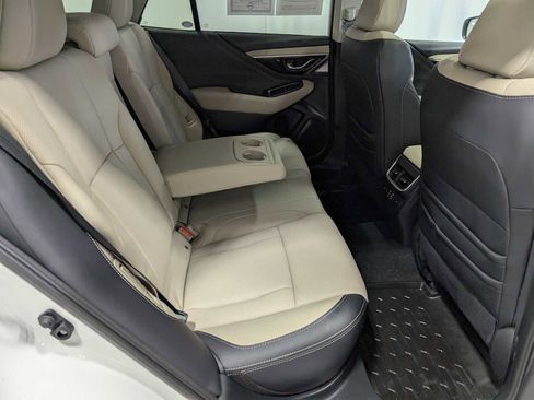 Used 2025 Subaru Outback Limited XT image 40