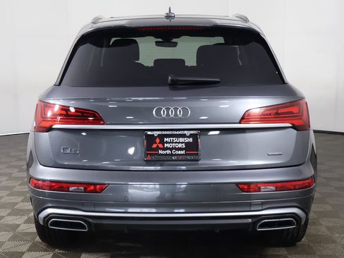 Used 2023 Audi Q5 2.0T Premium w/ Convenience Package image 13