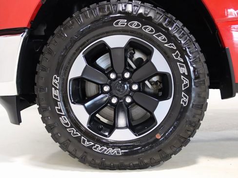 Used 2024 RAM 1500 Laramie image 80