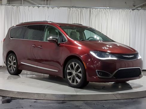 Used 2017 Chrysler Pacifica Limited w/ UConnect Theater Package image 20