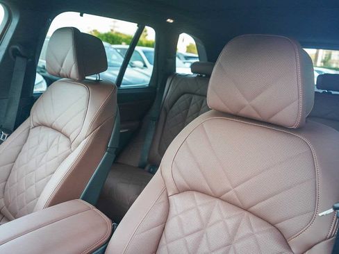 Used 2025 BMW X5 M60i w/ Executive Package AWD/4WD image 22