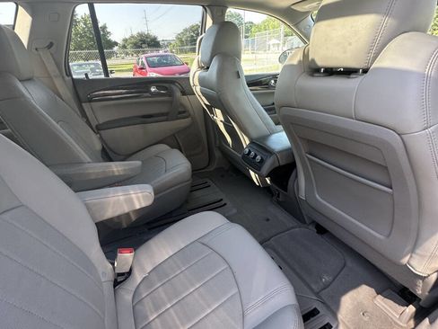 Used 2015 Buick Enclave Leather FWD image 15