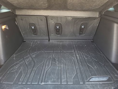 Used 2025 Chevrolet Trax RS w/ Driver Confidence Package image 12