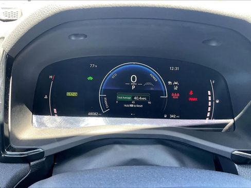 Used 2025 Toyota Camry LE image 25