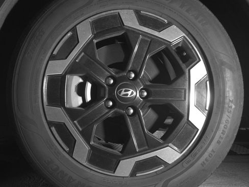 Used 2025 Hyundai Santa Fe SEL image 12