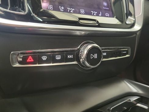 Certified 2024 Volvo S60 B5 Core image 29