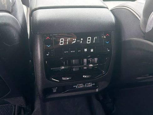 Used 2023 Jeep Grand Cherokee L Summit w/ Advanced Protech Group IV AWD/4WD image 21