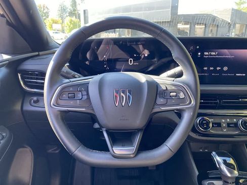 Used 2024 Buick Envista Sport Touring FWD image 19