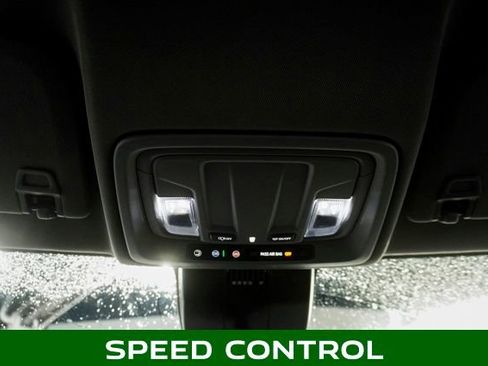 Used 2024 GMC Sierra 1500 Elevation image 24