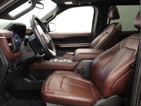 Certified 2023 Ford Expedition Limited image 32