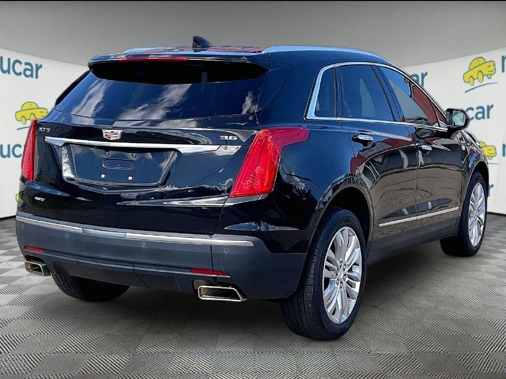 Used 2018 Cadillac XT5 Premium Luxury AWD/4WD image 6