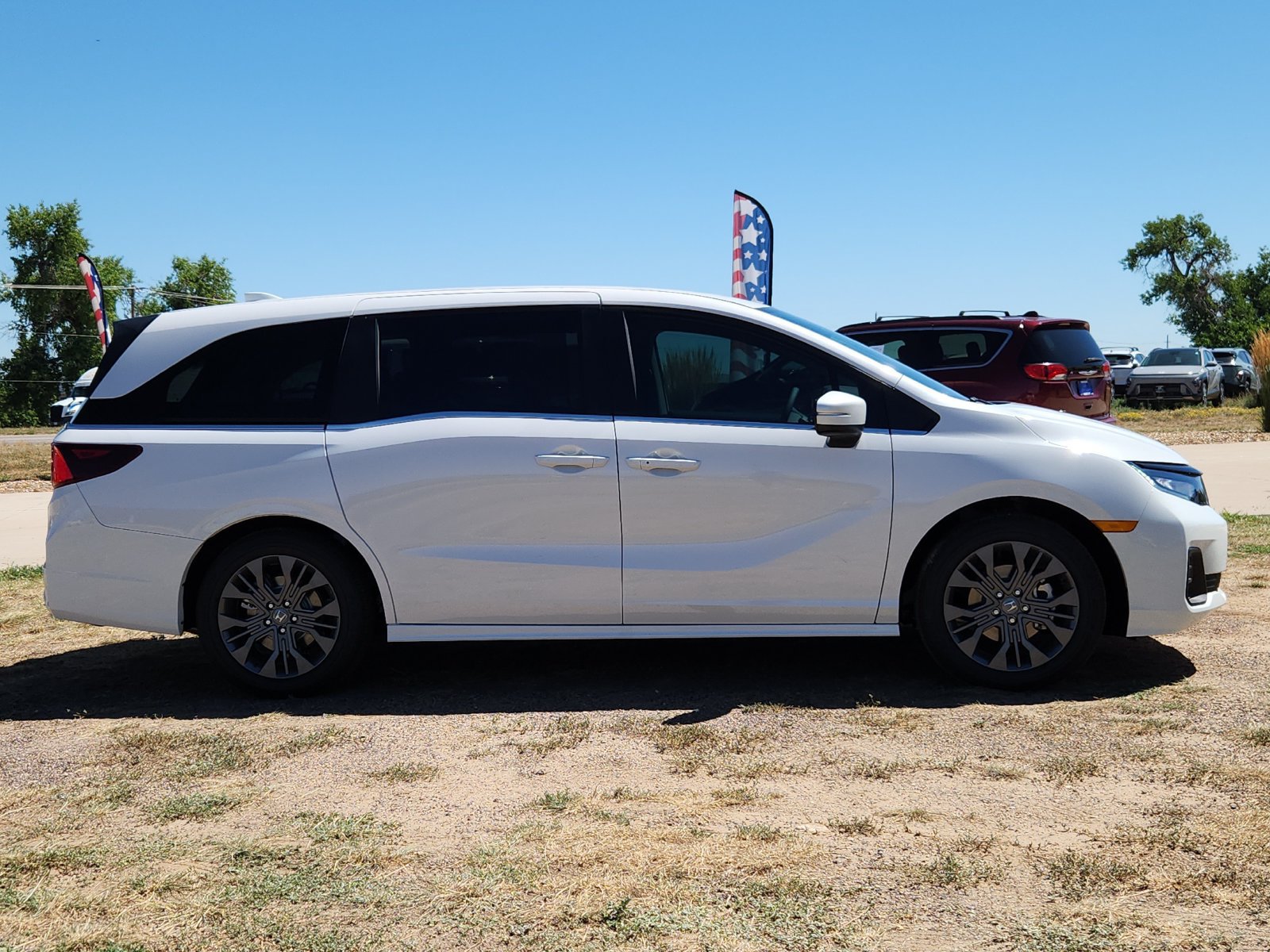 New 2027 Honda Odyssey Touring image 6