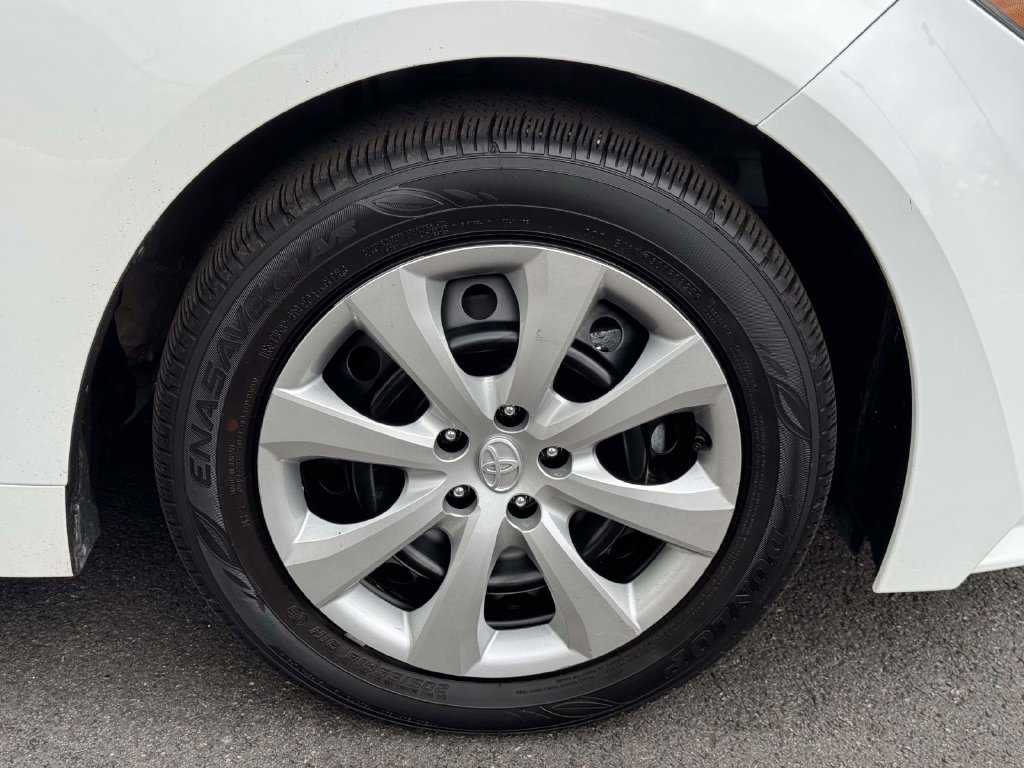 Used 2025 Toyota Corolla LE FWD image 26