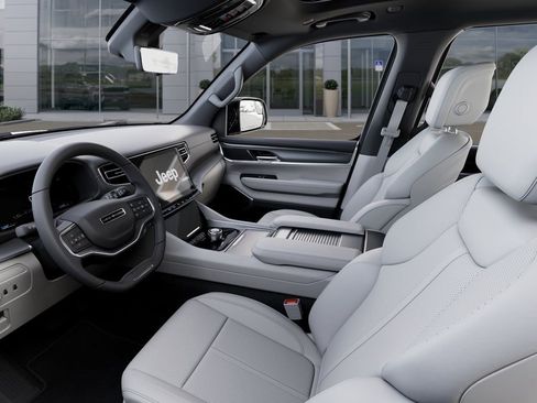 New 2026 Jeep Grand Wagoneer 2WD w/ Premium Group I image 23