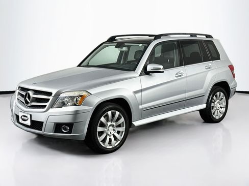Used 2010 Mercedes-Benz GLK 350 4MATIC image 10