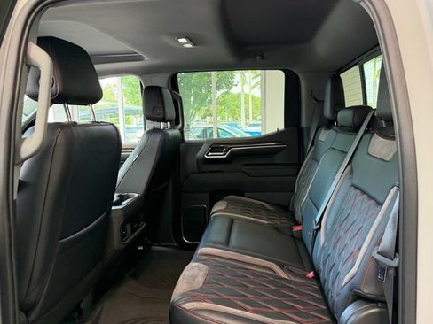 Certified 2022 Chevrolet Silverado 1500 RST AWD/4WD image 8