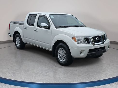 Used 2019 Nissan Frontier SV w/ Value Truck Package RWD image 3
