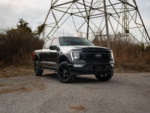 Used 2023 Ford F150 Lariat w/ Equipment Group 502A High image 1