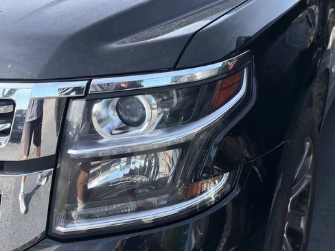 Used 2018 Chevrolet Suburban Premier w/ Max Trailering Package AWD/4WD image 7