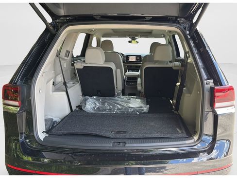 Used 2026 Volkswagen Atlas SEL Premium R-Line AWD/4WD image 10
