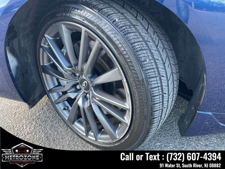 Used 2016 INFINITI Q50 Red Sport 400 AWD/4WD image 29
