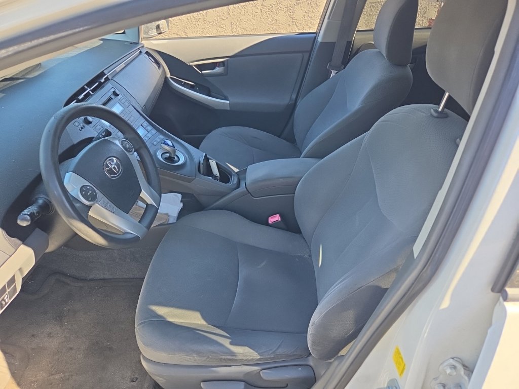 Used 2010 Toyota Prius Three w/ Preferred Accessory Pkg FWD image 7